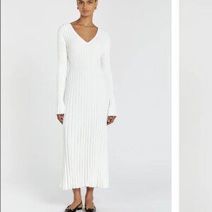 DISSH REIGN WHITE SLEEVED KNIT MIDI DRESS